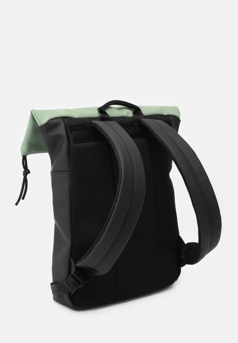 Even&Odd Tagesrucksack - 802 - Black_602 - Green 4 Even&Odd Tagesrucksack - 802 - Black_602 - Green – Bild 2