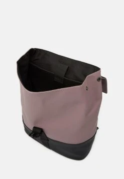 Even&Odd WATERPROOF RUCKSACK - Tagesrucksack - 802 - Black 10 Even&Odd WATERPROOF RUCKSACK - Tagesrucksack - 802 - Black -Even&Odd 44dcdb9abc8d4418b834dfddb754d7c5