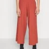 Stoffhose - Red -Even&Odd 5d24c0bd73e749b9b58505e5474da2c1