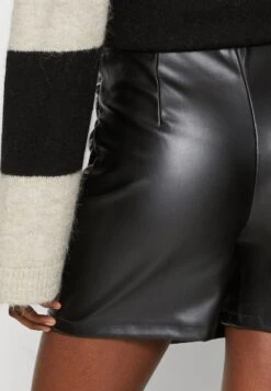 Even&Odd Shorts - Black -Even&Odd 644669143e3a469ab311484ee2c16dec