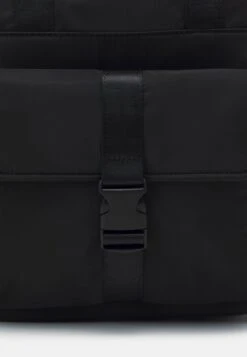 Even&Odd Tagesrucksack - Black 12 Even&Odd Tagesrucksack - Black -Even&Odd 7105cbe3ab434b87ba1d0f89269740c0