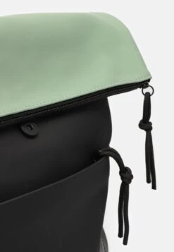 Even&Odd Tagesrucksack - 802 - Black_602 - Green 11 Even&Odd Tagesrucksack - 802 - Black_602 - Green -Even&Odd 808084371aa94514817511760cd86904