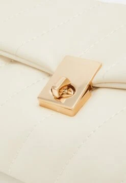 Even&Odd Clutch - Offwhite -Even&Odd 8f5df142527d45a1ab798c224e99b618