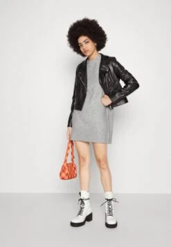 Even&Odd Strickkleid - Mottled Light Grey -Even&Odd 9b68c5d01bb247ceaa82ef1914ec73f6