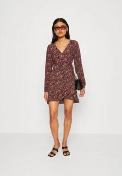 Even&Odd Freizeitkleid - Black/pink 9 Even&Odd Freizeitkleid - Black/pink -Even&Odd eb82a769137d45e29dd80e3885df00df