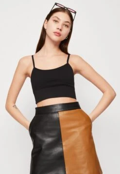 Even&Odd Top - Black -Even&Odd f8c64c5c088f415fa710926a9ecd1dae